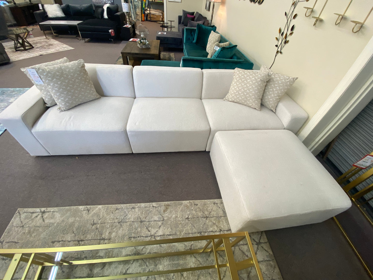 Freddie Upholstered Modular Sectional Pearl