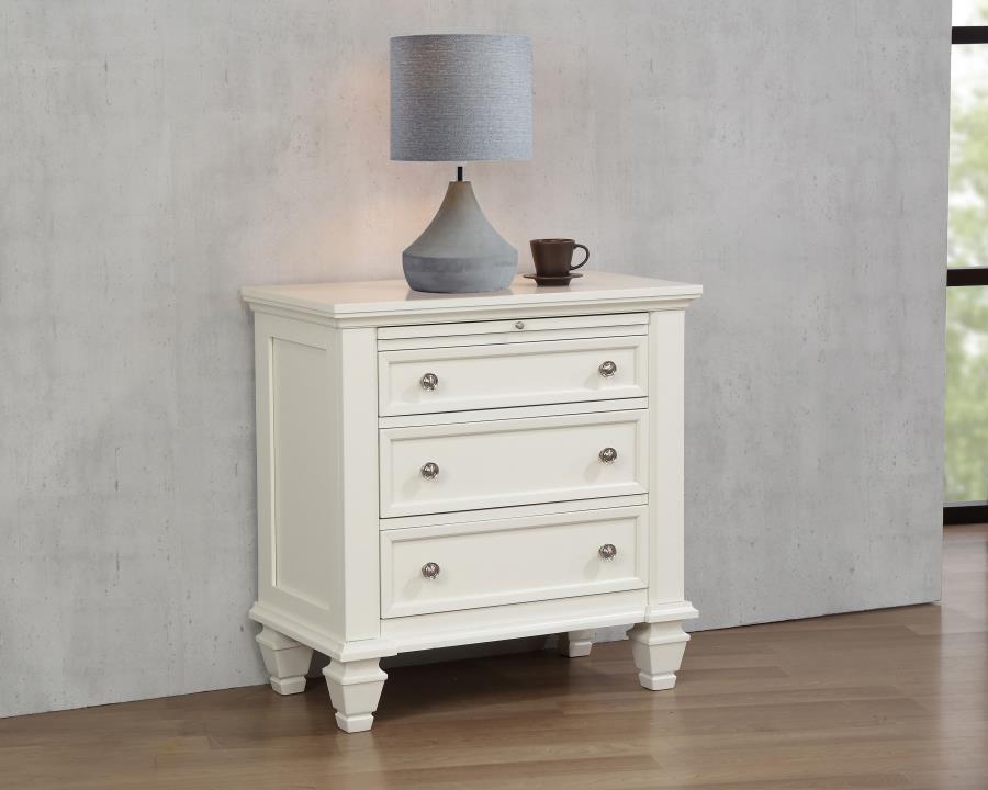 Sandy Beach 3-drawer Nightstand Buttermilk