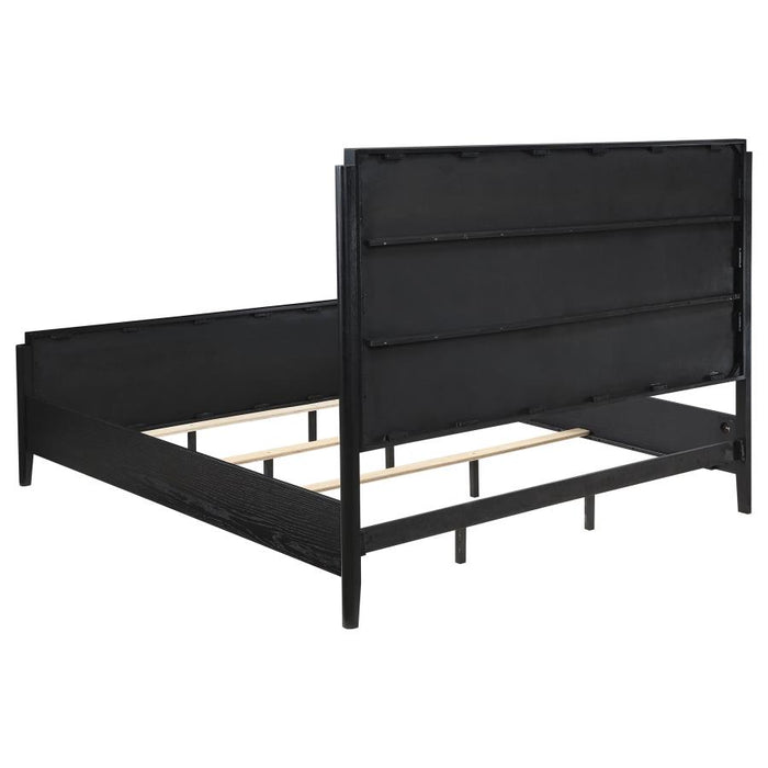 Brookmead 5-piece Bedroom Set Black