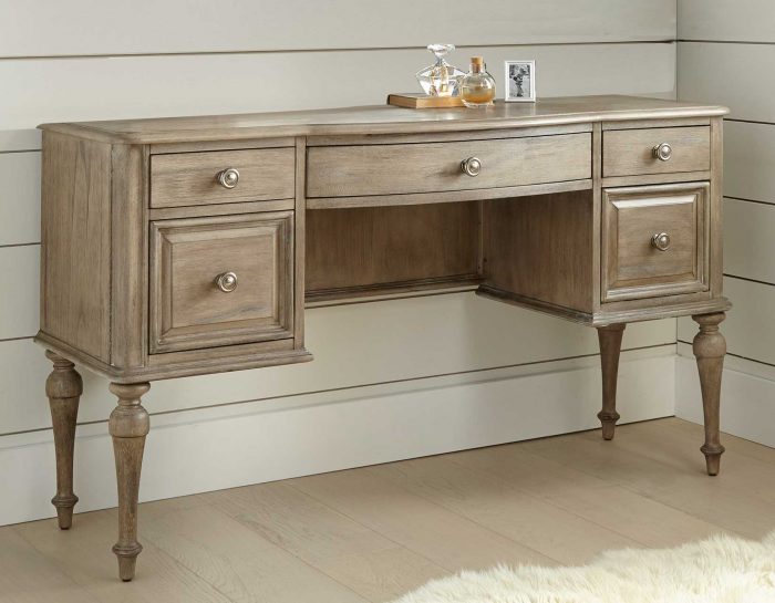 3-Piece Highland Park Vanity Set (Vanity Desk, Tri-fold Mirror and Bench)