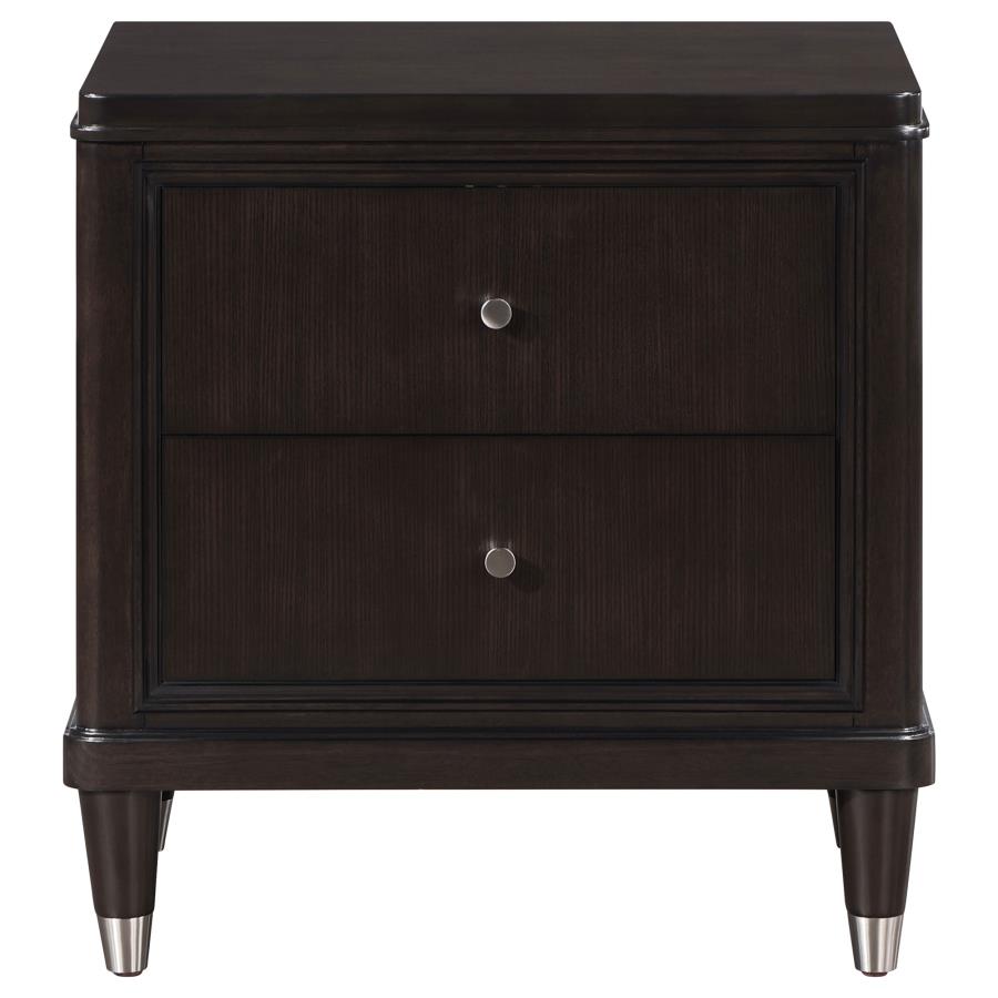 Emberlyn 5-piece Poster Bedroom Set Brown