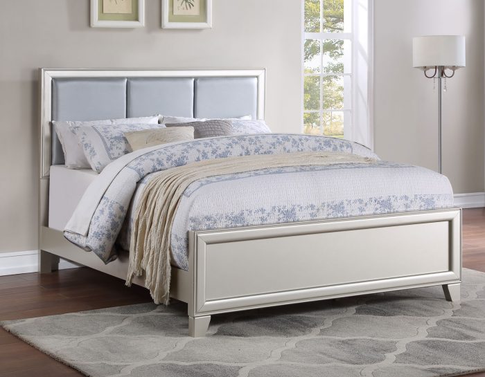 Omni 4-Piece Queen Bedroom Set (Queen Bed, Nightstand, Dresser/Mirror)