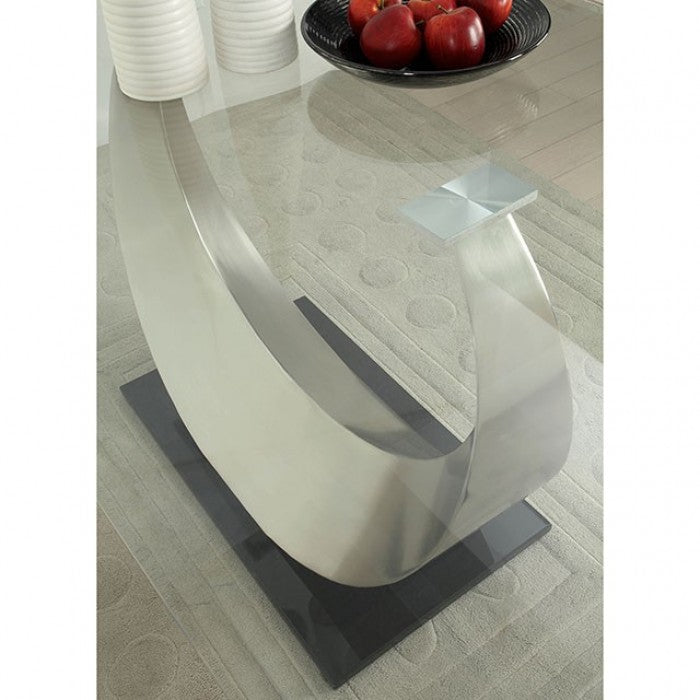 ORLA DINING TABLE