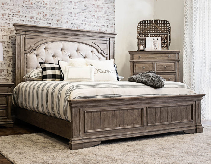 Highland Park 4-Piece Queen Set (Q Bed/NS/Dresser/Mir)