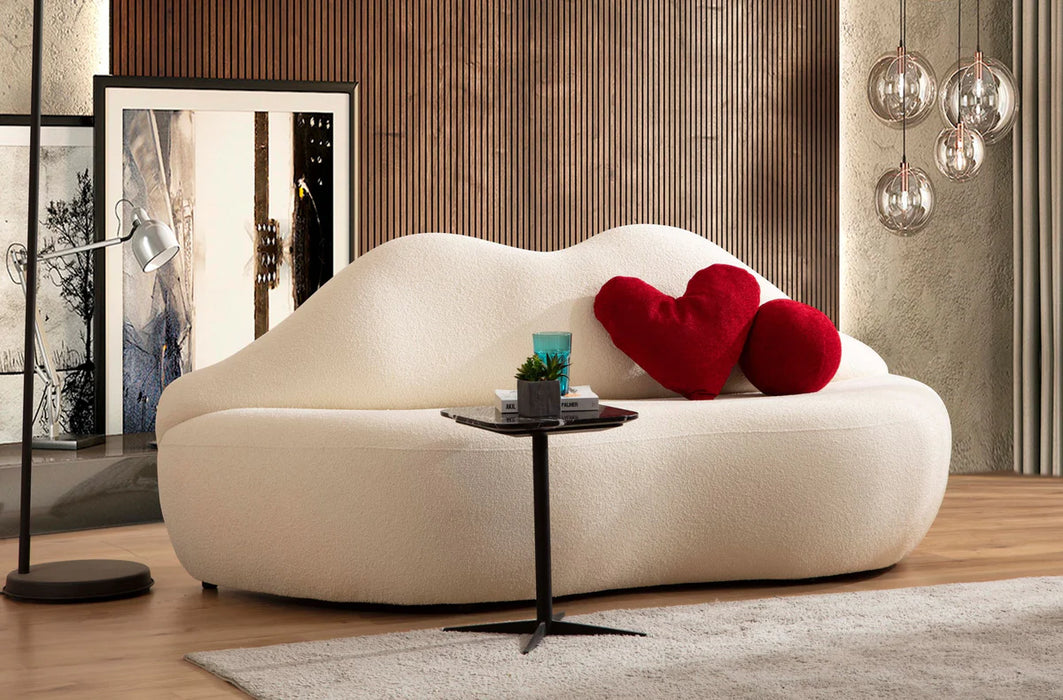 Lips P Velvet Loveseat