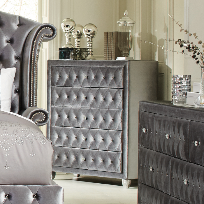 Deanna Tufted Bedroom Set