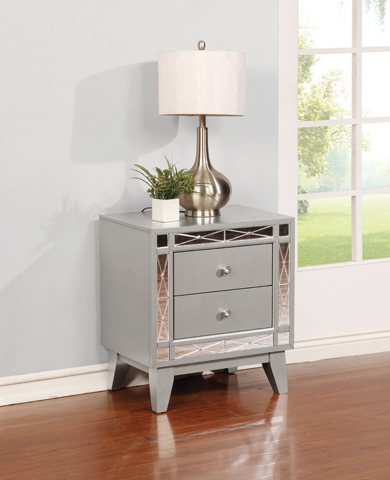 Leighton Panel Bedroom Set Mercury Metallic