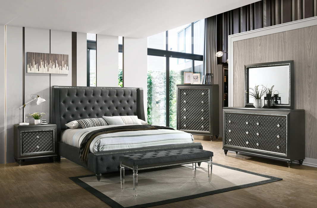 Giovani Gray Upholstered Panel Queen Bedroom Set